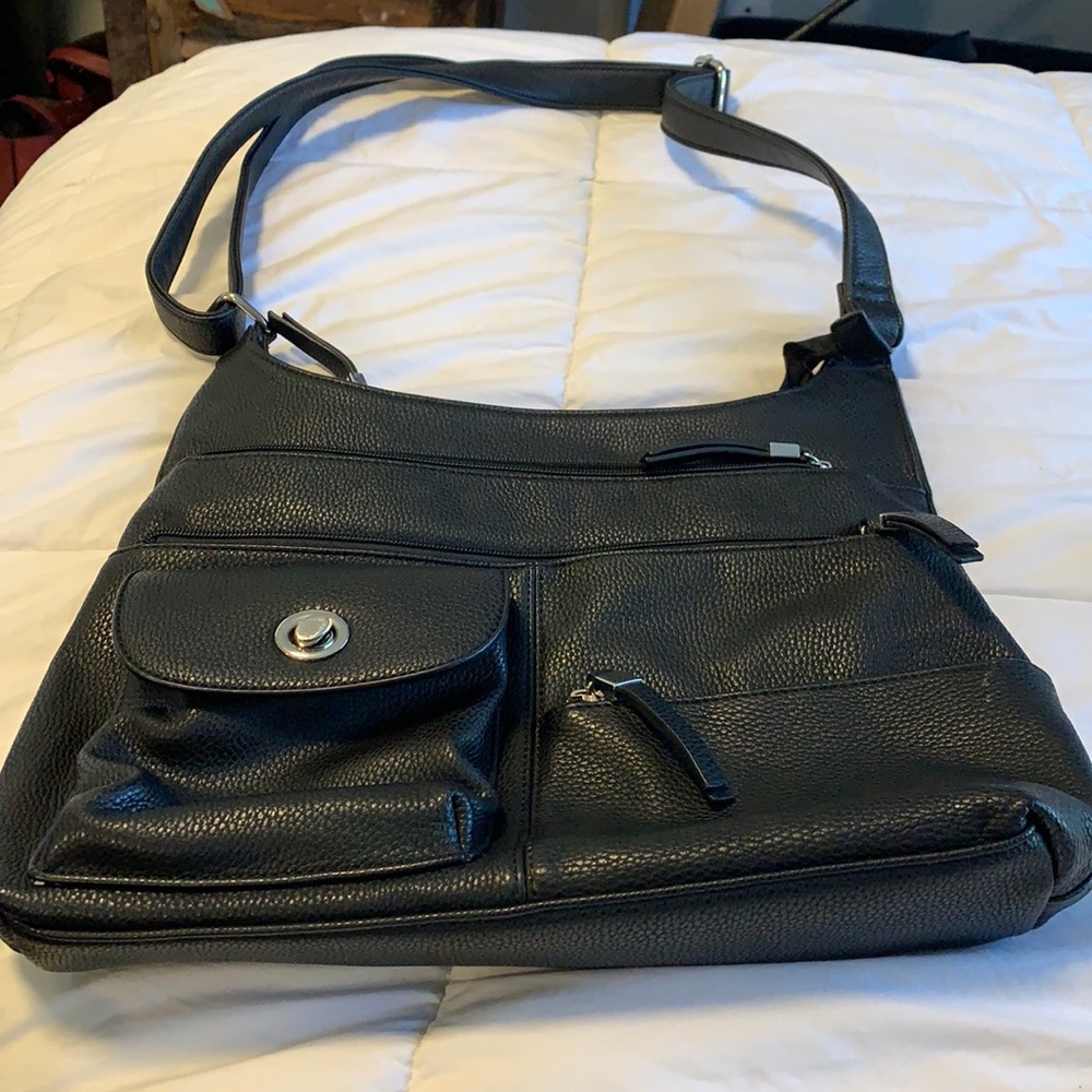 La Diva Purse / NWOT